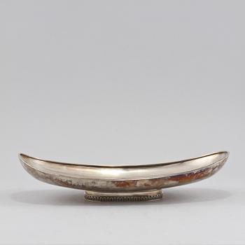 SKÅL, silver, svenska importstämplar, 1900-talets mitt. Vikt 701 g.