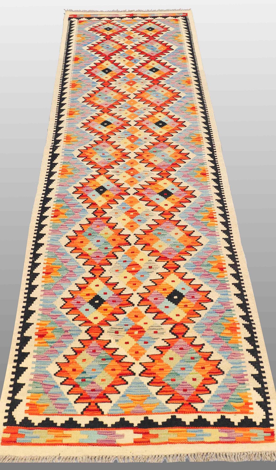 A RUNNER, Kilim, ca 298 x 77 cm.