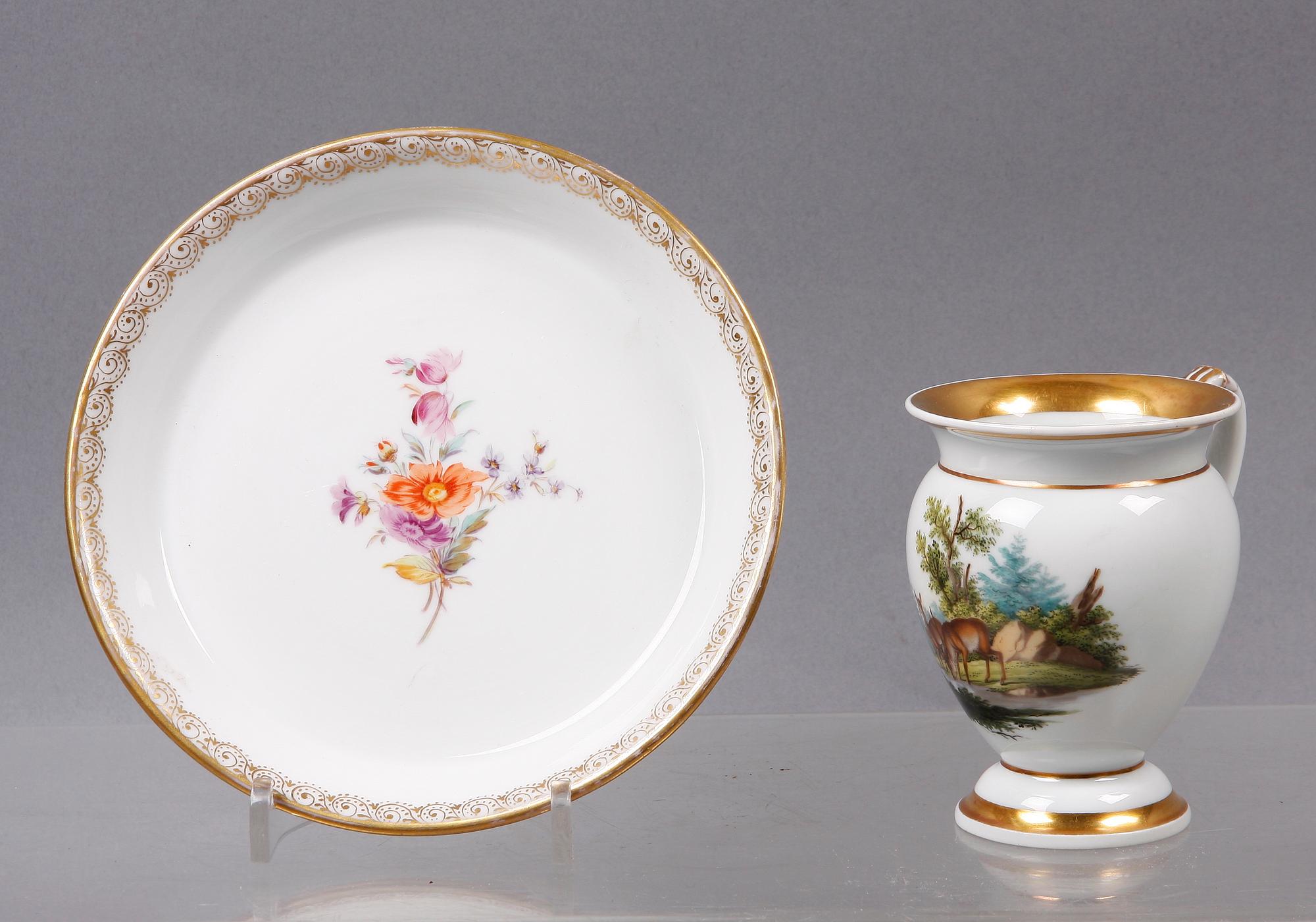 KAFFEKOPP OCH FAT, porslin, Meissen, 1800-tal.