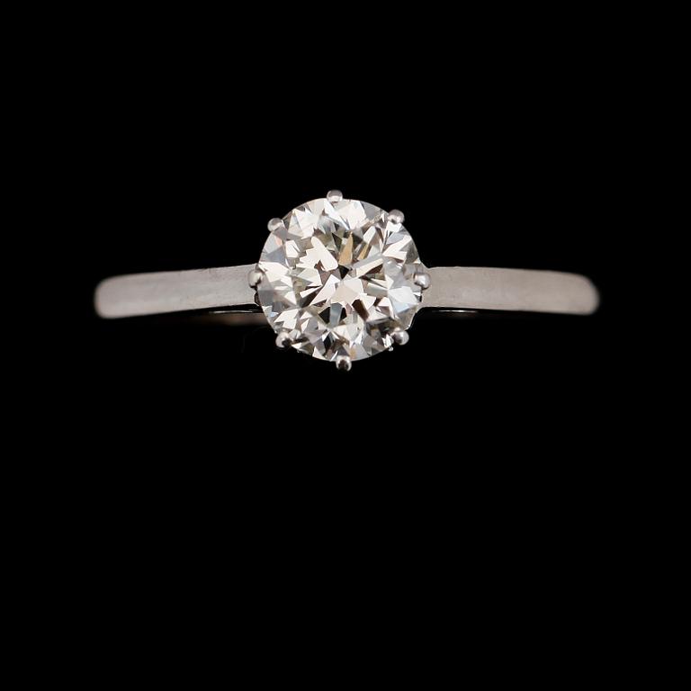 RING, 18K vitguld, solitär briljantslipad diamant ca 1.00 ct. svenska stämplar.