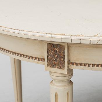 Dining table, Gustavian style, mid-20th century.