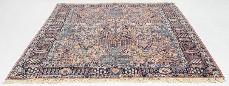 Carpet, Tabriz, approx. 300 x 200 cm.
