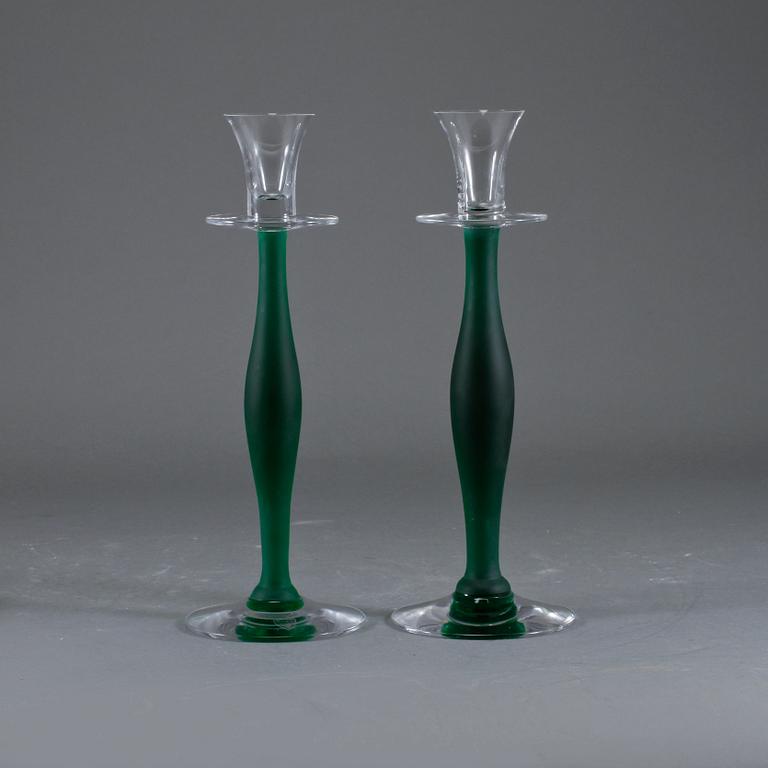 LJUSSTAKAR, ett par, "Celeste", Anne Nilsson, Orrefors, 1900-talets slut.