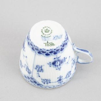 13 half lace "Musselmalet" porcelain coffee cups with saucers, Royal Copenhagen, Denmark.