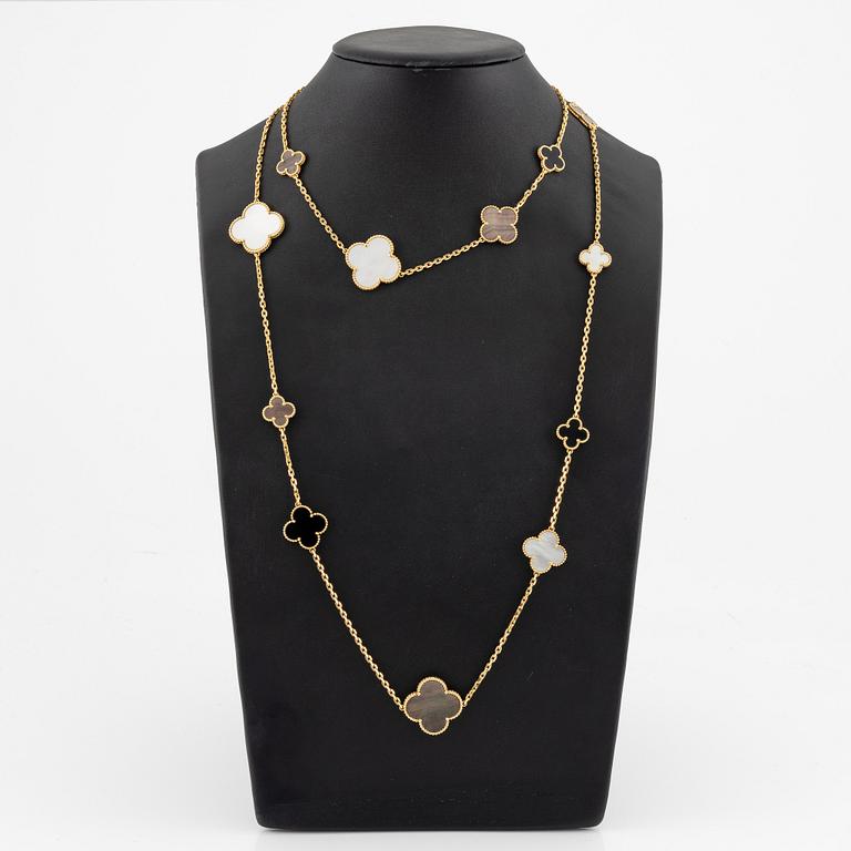 A Van Cleef & Arpels "Alhambra" necklace 18K gold with mother-of-pearl and onyx.