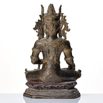 A Burmese bronze figure of a crowned buddha, 18th Century or older.