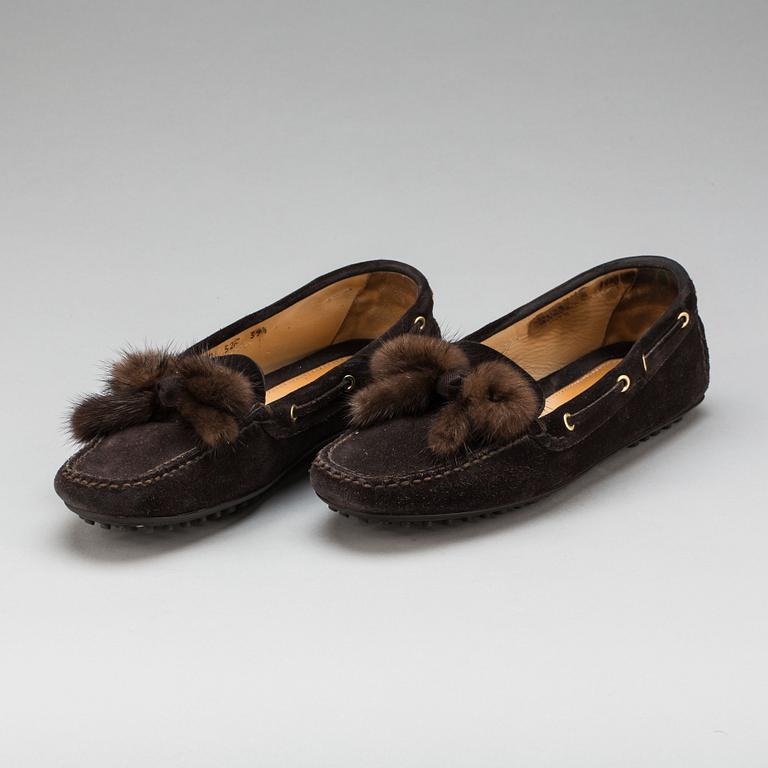 SKOR, The Original Car Shoe.