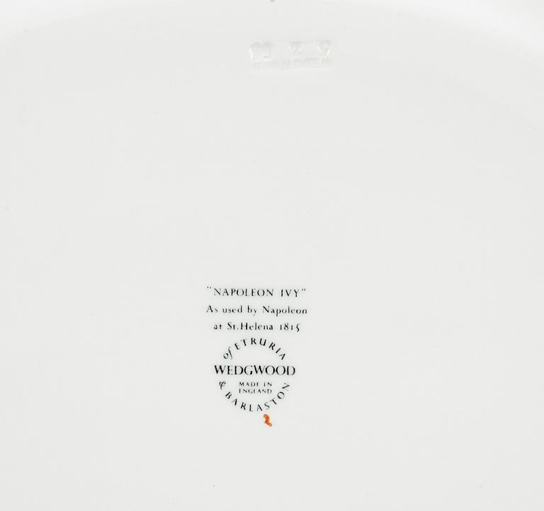 MATSERVIS, 102 delar, porslin, "Napoleon Ivy", Wedgwood.