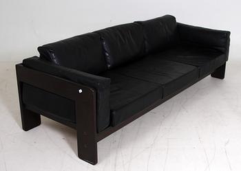 SOFFA, "Bastiano", Tobia o Afra Scarpa, Italien. Tillverkad på licens av Haimi, Finland.