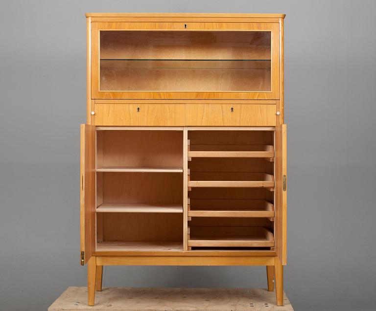 CHIFFONJÉ / BARSKÅP, 1900-talets mitt.