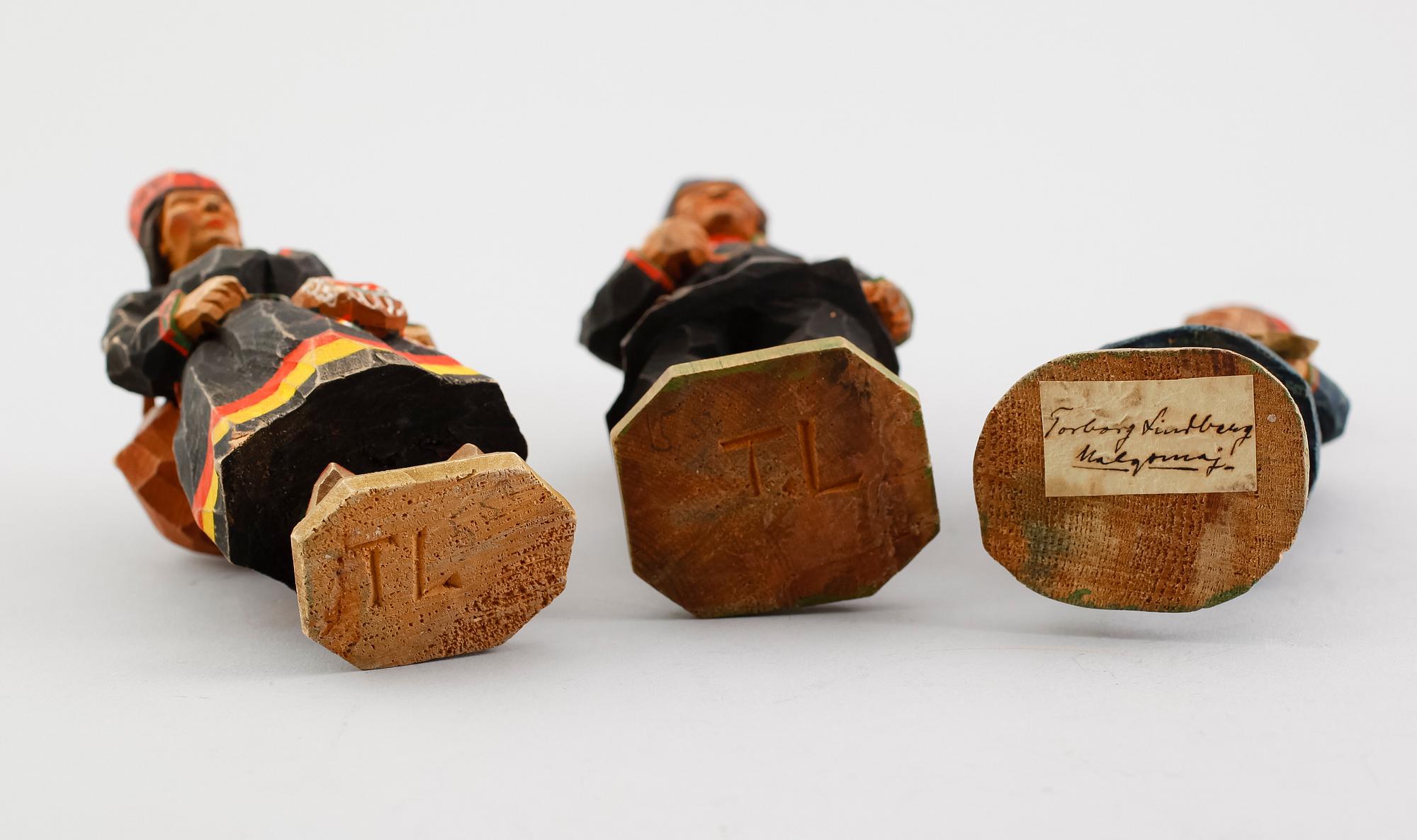 TORBORG LINDBERG-KARLSSON, figurer, 3 st, skuret trä, monogramsignerade.