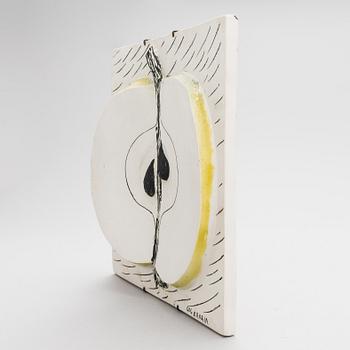 Gunvor Olin-Grönqvist, a ceramic relief signed GOG Arabia.