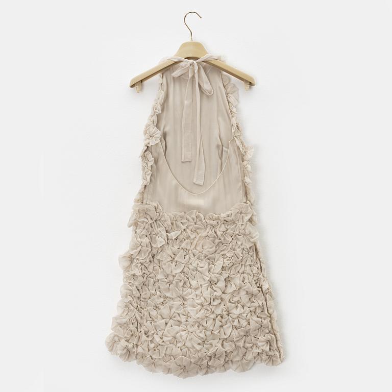 Chloé, a 'Chalk' silk dress, size 34.