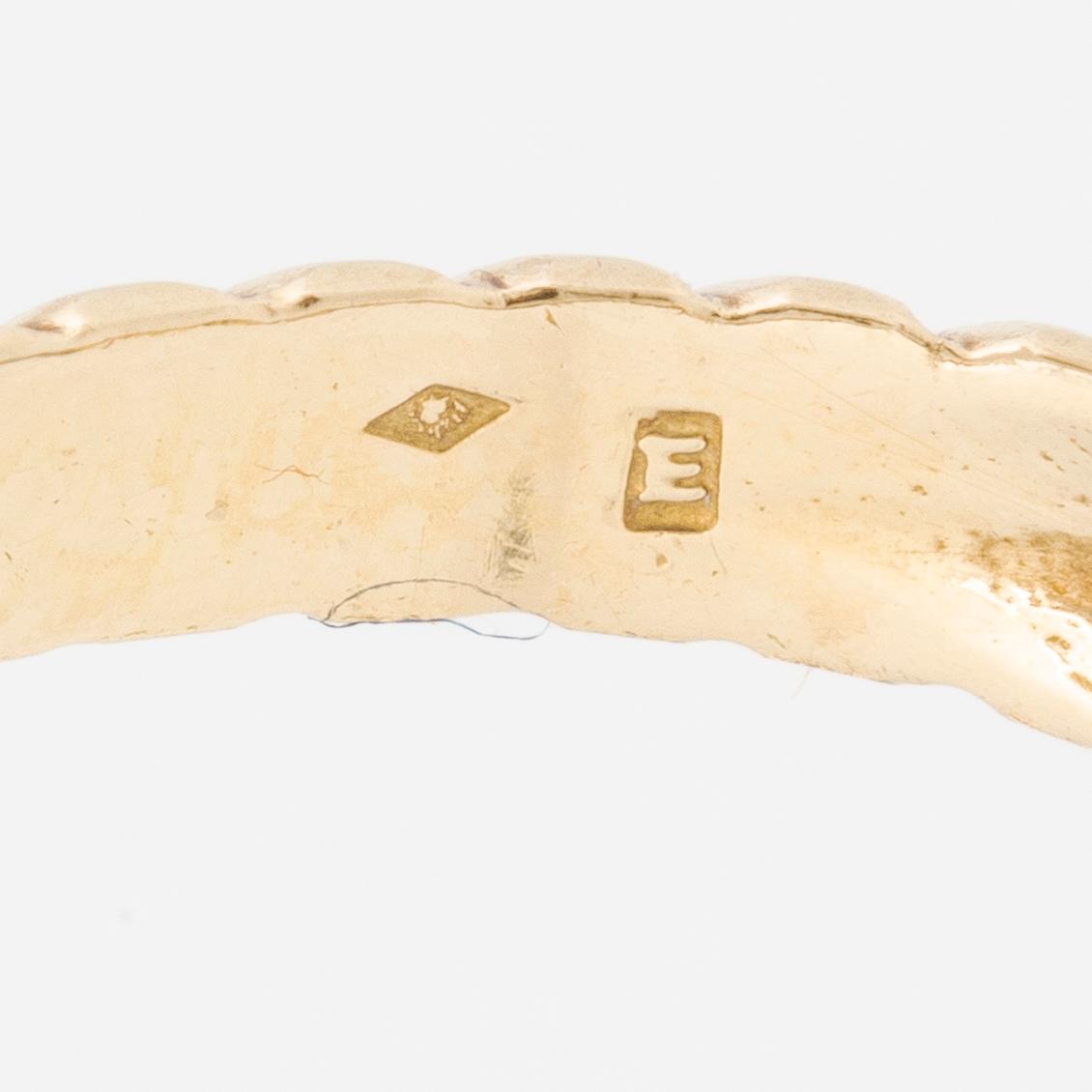 Ring, 18K guld med solitär briljantslipad diamant.