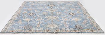 Carpet, Agra, approx. 362 x 264 cm.