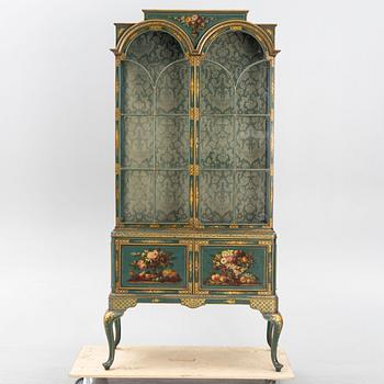 An early 20th century vitrine cabinet, England.