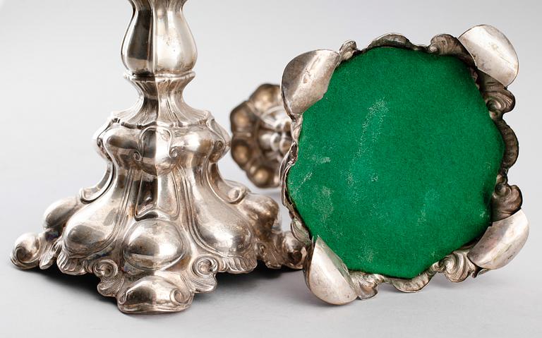 LJUSSTAKAR, 1 par, silver, C G Hallberg, Stockholm 1938 och 1941.