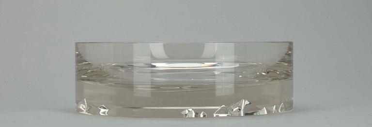 SKÅL, glas, "Isbrytaren", sign.  Tapio Wirkkala - 3318. 1900-talets senare hälft.