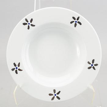 JONAS BOHLIN, Servis, ca 47 delar, "Qvint" Rörstrand 2000-tal porslin.