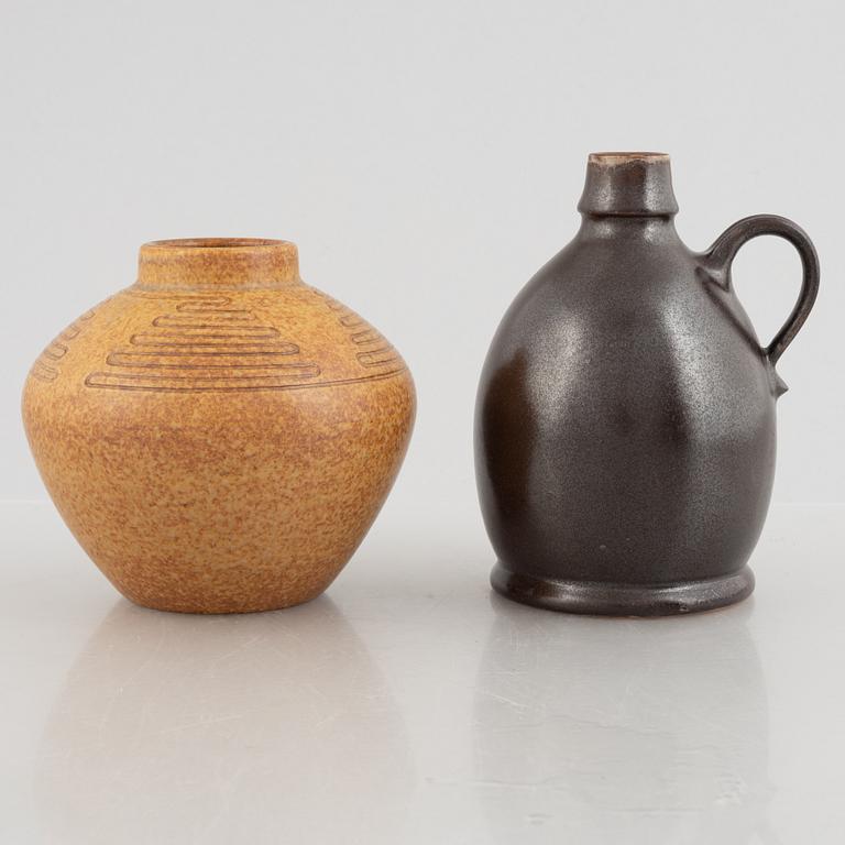 Erich & Ingrid Triller, vaser, 2 st, Tobo.