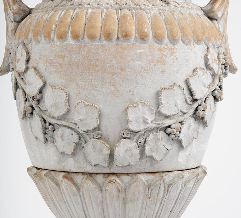 A stoneware garden urn by Ferdinand Ring, Höganäs, late 19th century.
