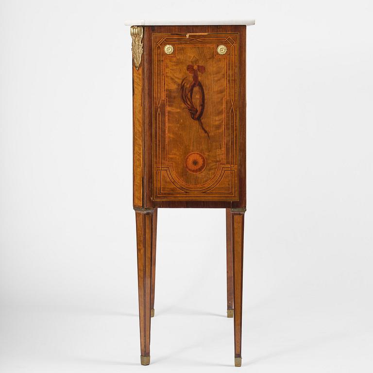 A Gustavian 18th century secretaire by Gottlieb Iwersson, master 1778, not signed.