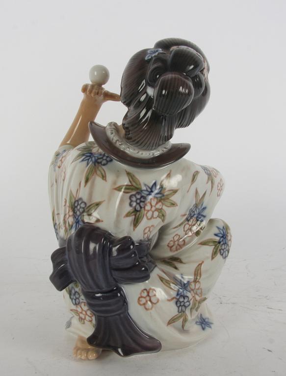 FIGURIN, porslin, Dahl-Jensen.