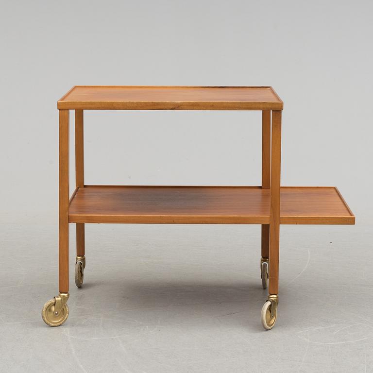 A walnut tea trolley model 470 by Josef Frank for Firma Svenskt Tenn.