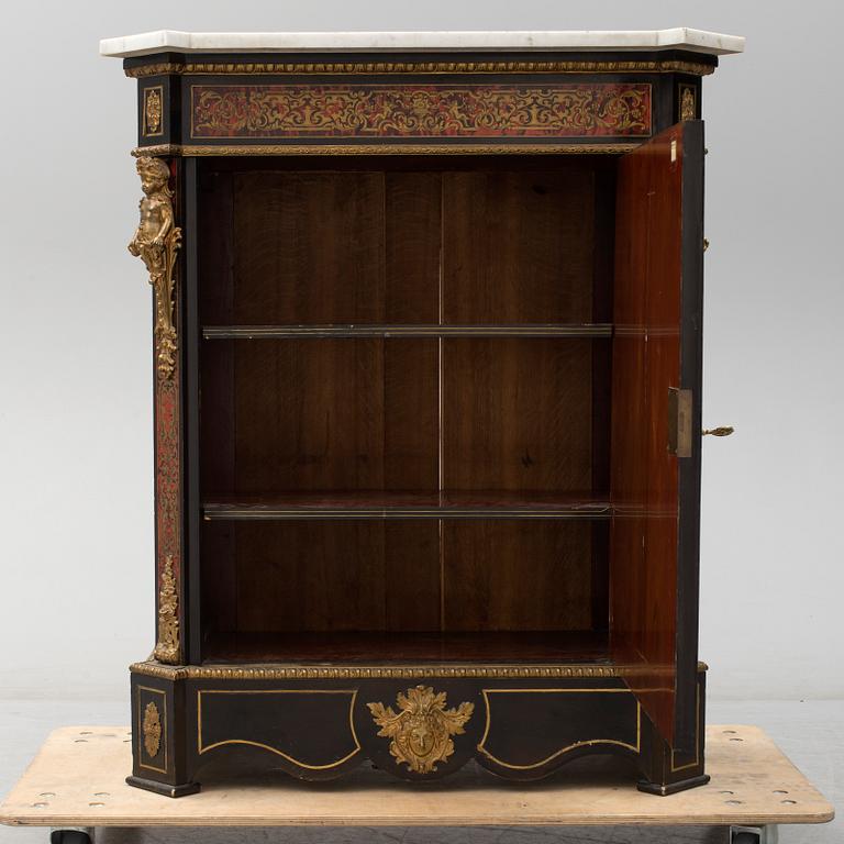 A second half of the 19th century cabinet.