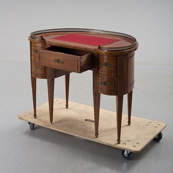 A writing desk from around year 1900.