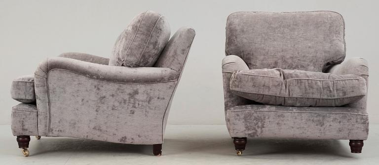 FÅTÖLJER, ett par, Howard-modell, 2000-tal.