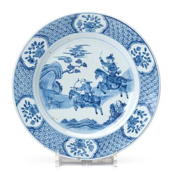 790. A blue and white dish, Qing dynasty, Kangxi (1662-1722).