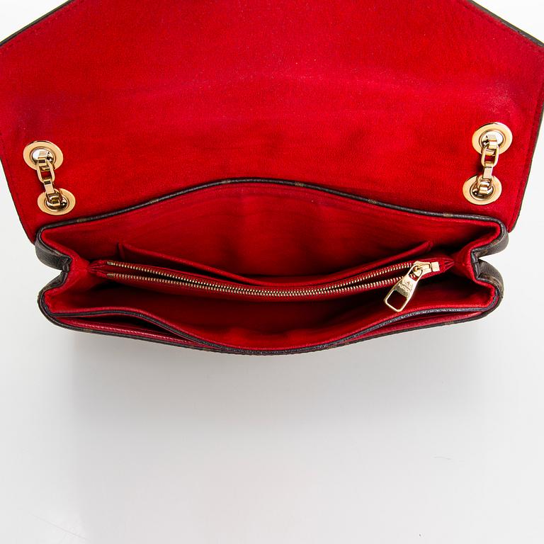 Louis Vuitton, a Monogram Canvas "Pallas Chain" bag.