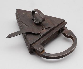 HÄNGLÅS, gjutjärn, 1700-/1800-tal.