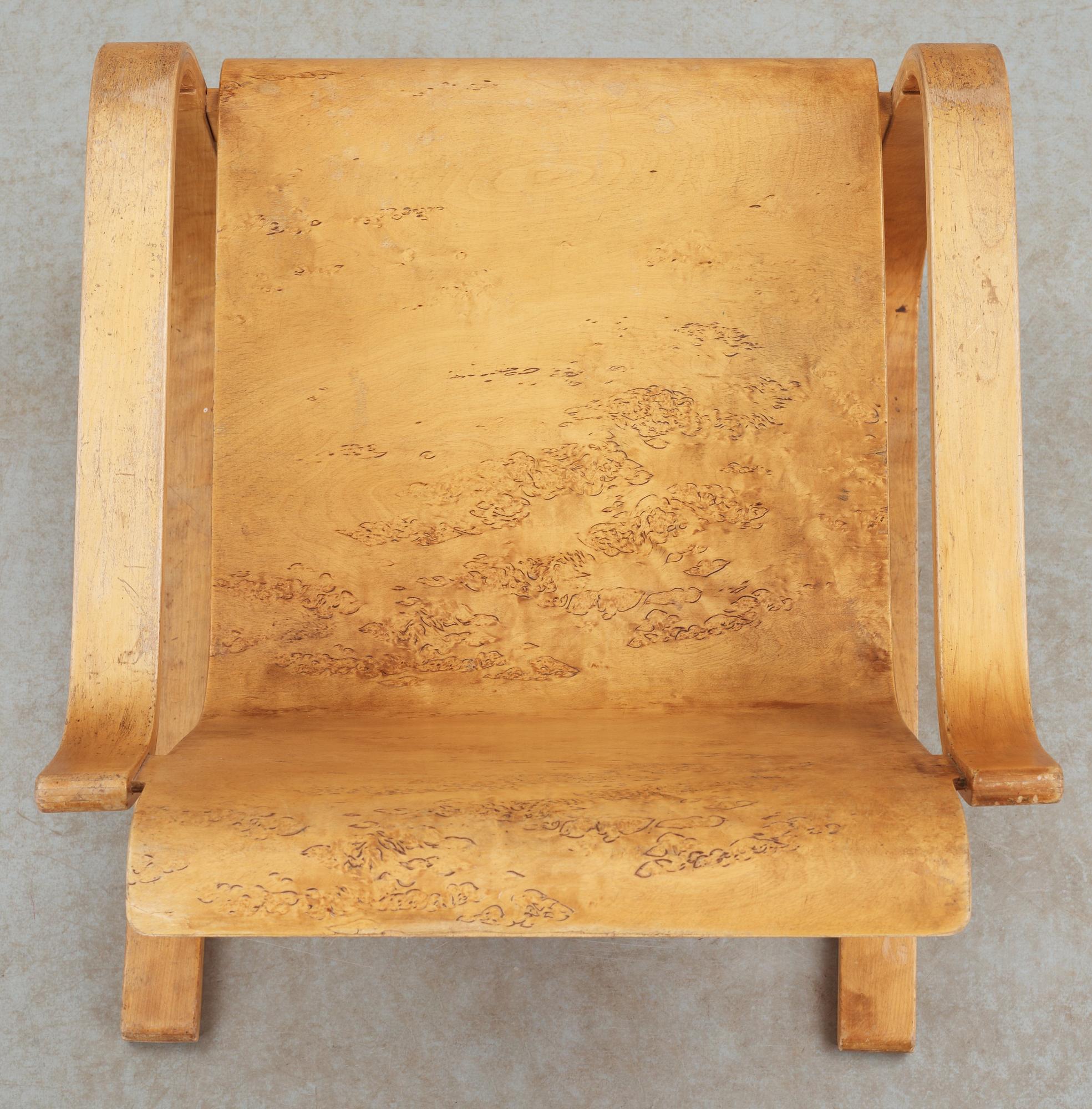 An Alvar Aalto '31' armchair, Huonekalu-ja Rakennustyötehdas Oy, Finland 1930's-40's.