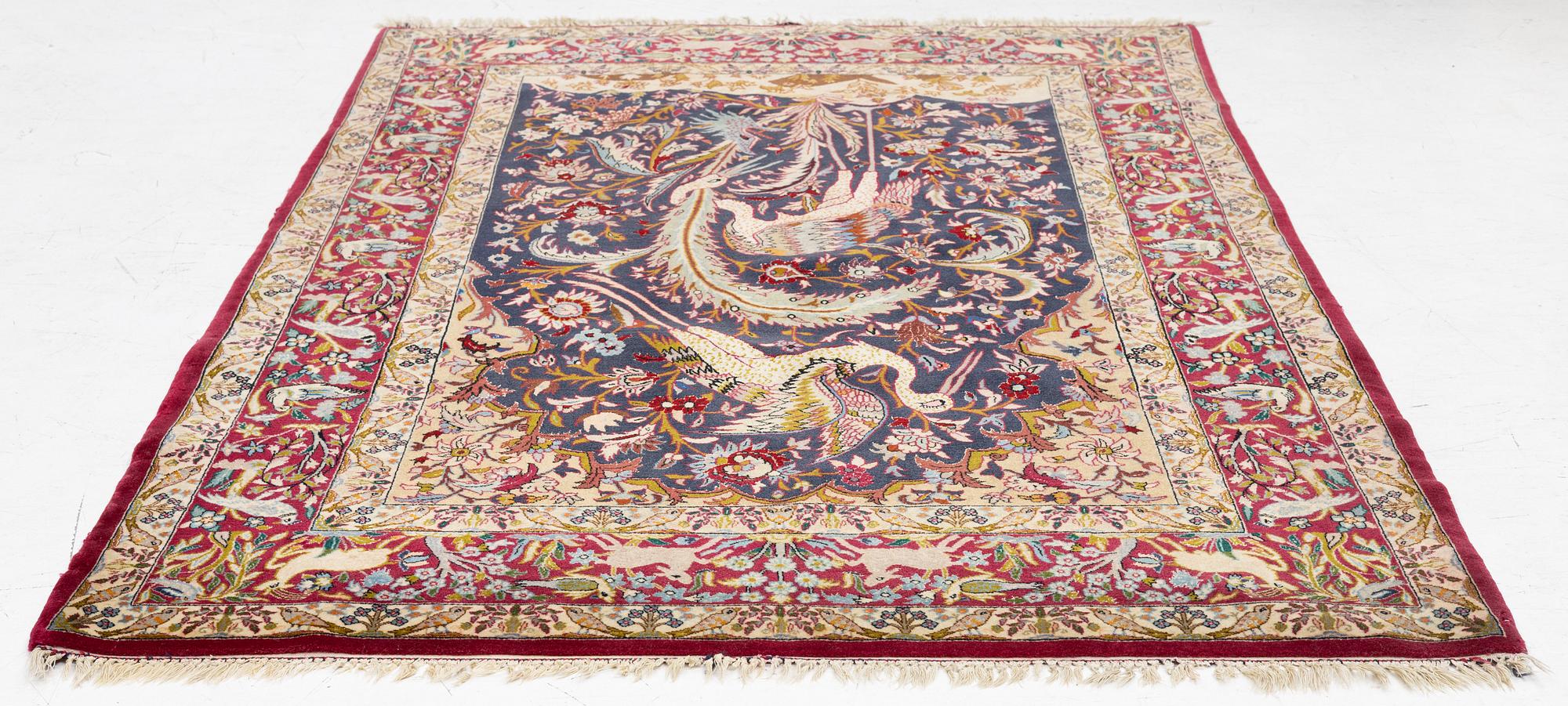 Matta, old Isfahan, part silk, signerad Bahadori, ca 167 x 105 cm.