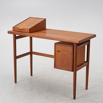 Kurt Østervig, tillskrivet, skrivbord/toilettebord, 1950/60-tal.