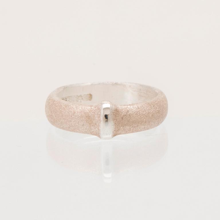 Zoltan Popovits brooch "Antares" in silver from 2002, as well as a silver ring from 2006, Lapponia.