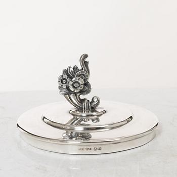 A 3-piece Swedish silver coffee service, marks of CG Hallberg, Stockholm 1947.