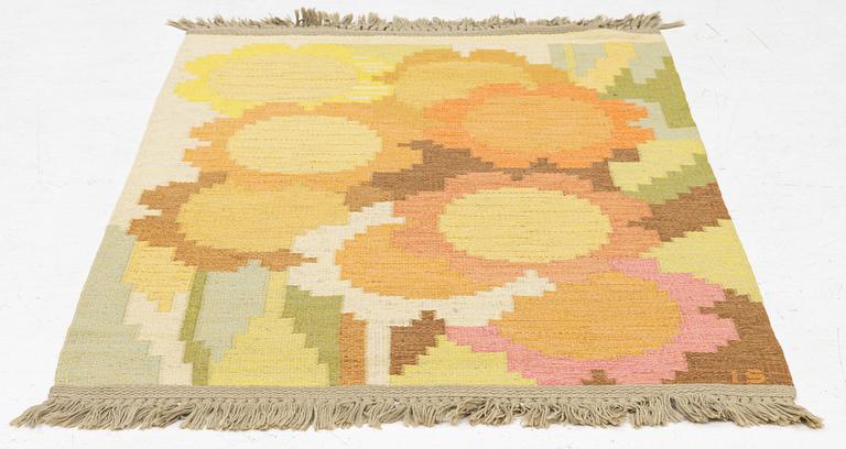 Ingegerd Silow, a flat weave rug, signed IS, c. 129 x 82 cm.