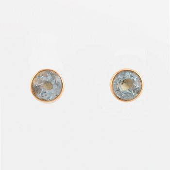 Topaz and brilliant cut necklace, and topaz earrings.