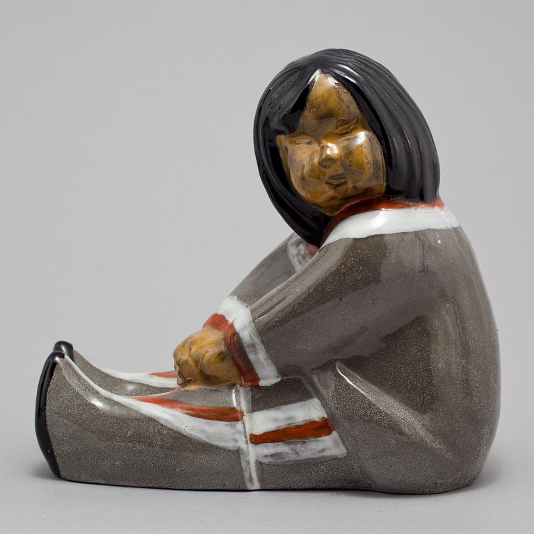 SKULPTURER, 2 st, lergods, Vicke Lindstrand, Ekeby, 1900-talets andra hälft.