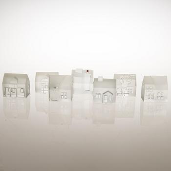 JORMA VENNOLA, GLASS SCULPTURES, 7 pcs, "Iittala Village", signed and numbered.