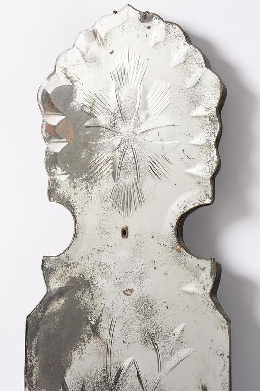 Spegellampetter, ett par, för ett ljus, omkring år 1900, Senbarockstil med delvis äldre delar.