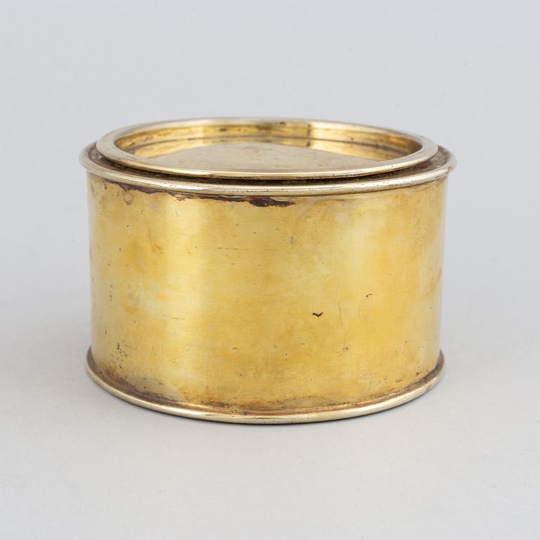 Asprey & Co Ltd, a gilt silver box, London 1917 and with swedish import marks.