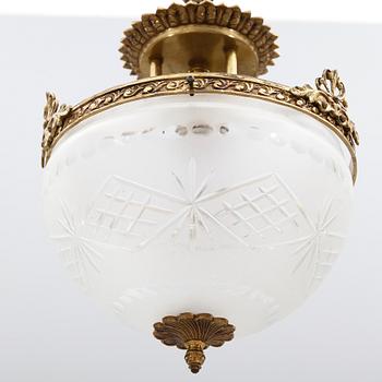 TAKLAMPA, gustaviansk stil, 1900-tal. Höjd 42 cm.