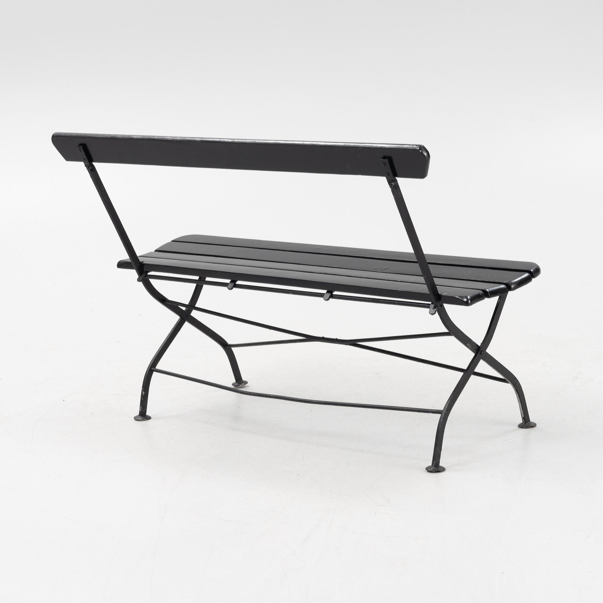 A 6-piece garden group, Byarums Bruk, second half of the 20th Century.