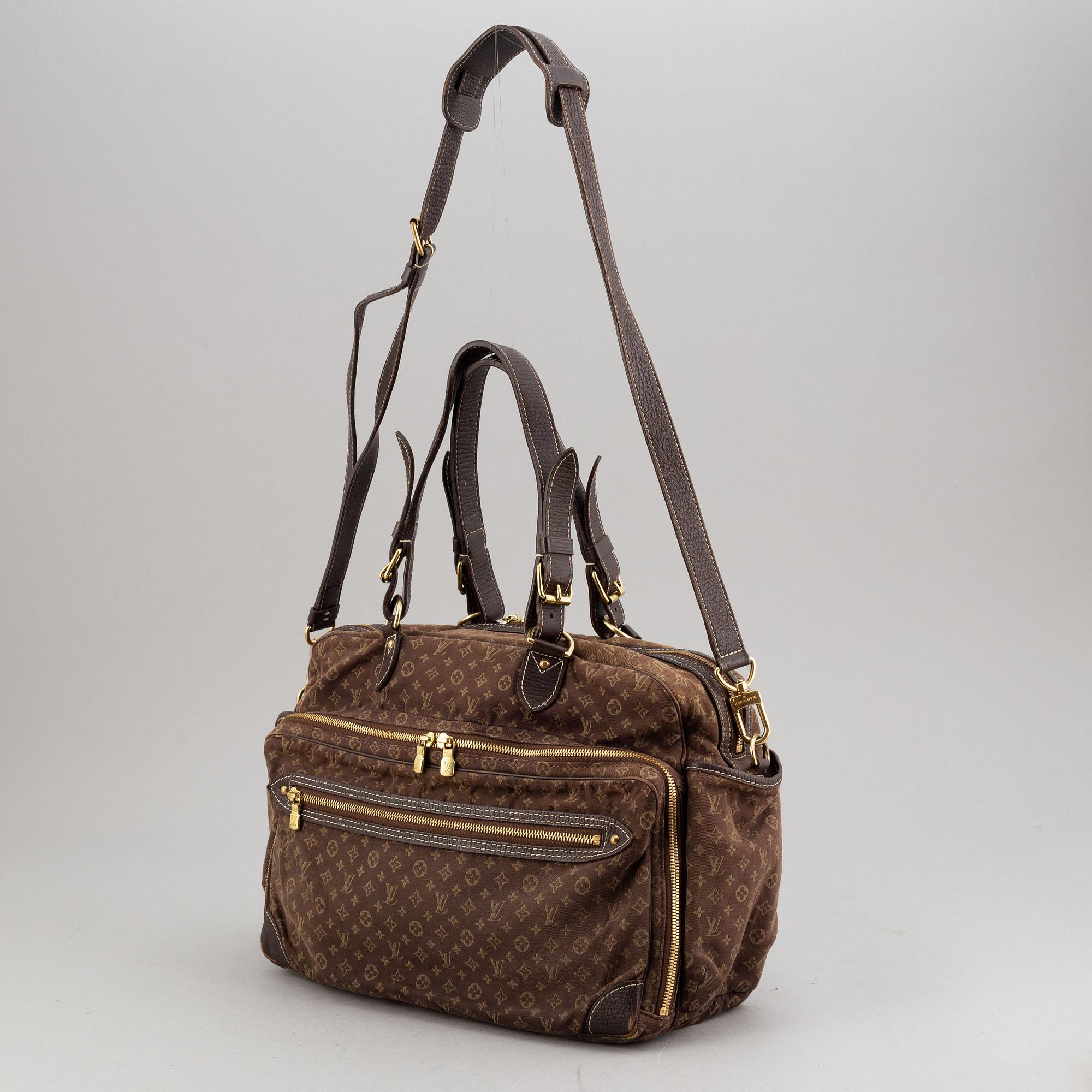 Louis Vuitton a monogram canvas nappy bag 2008. Bukowskis