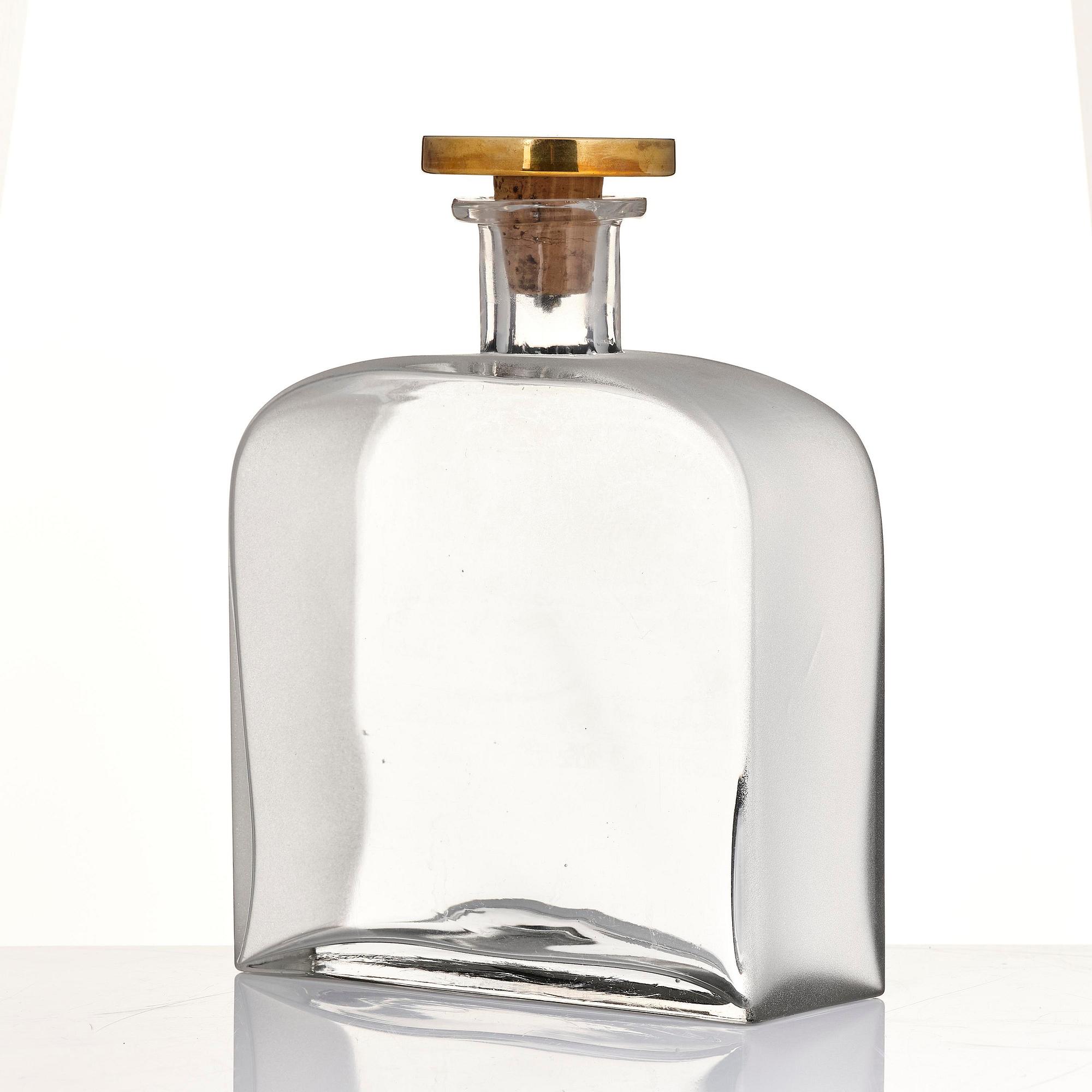 Firma Svenskt Tenn, flaska, med propp av Björn Trägårdh, 1930-tal.