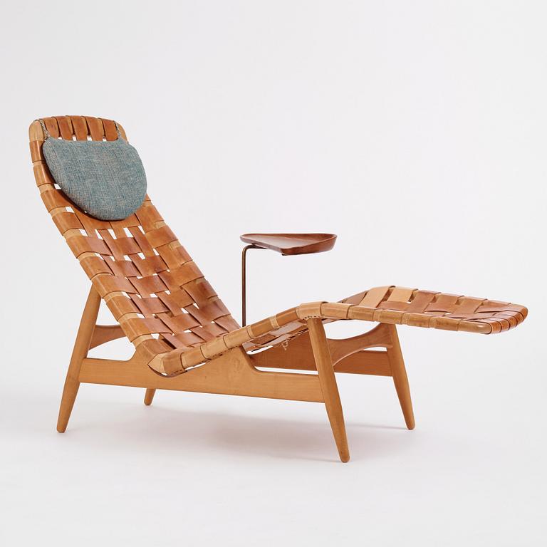 Arne Vodder, a natural brown leather lounge chair, Bovirke, Denmark 1950s.